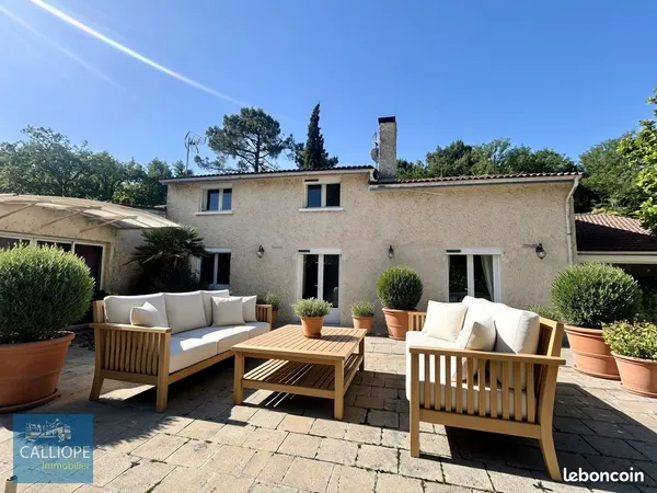 Maison 6 pièces 166 m²