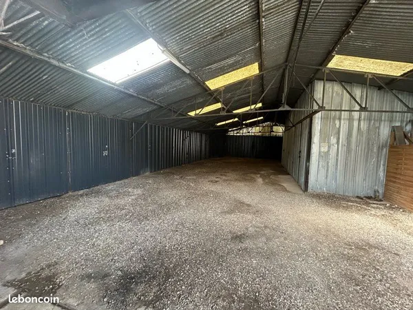 Ensemble de 16 garages - Abbeville - Investissement locatif
