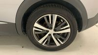 Peugeot 3008 HYBRID4 300ch Roadtrip e-EAT8 — photo 31