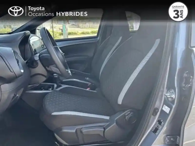 Toyota Aygo X 1.0 vvt-i 72ch design my24 — photo 11