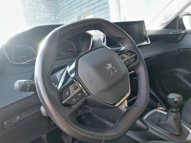 Peugeot 208 puretech 100 s&amp;s bvm6 — photo 48