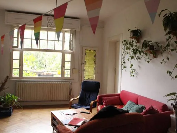 Loue chambre en colocation dans appartement