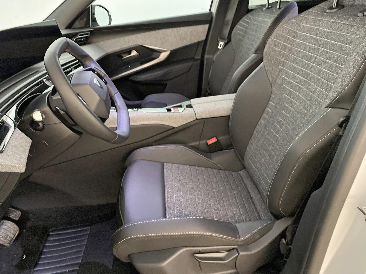 Peugeot 5008 hybrid 145 ch e-dcs6 allure — photo 9