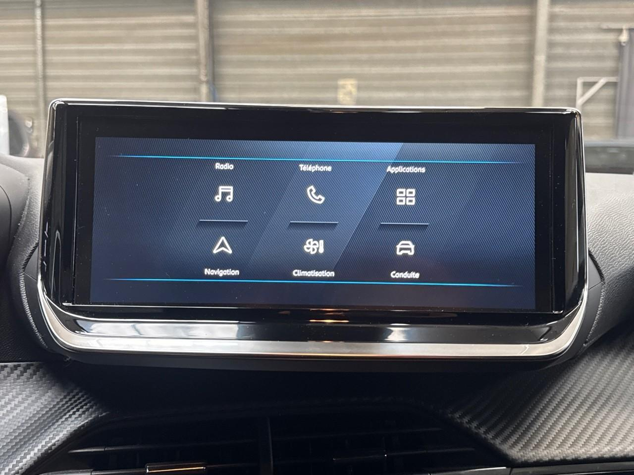 Peugeot 2008 1.2 puretech 100ch s&s active — photo 17