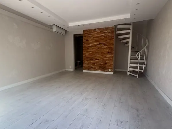 Local commercial 32 m²