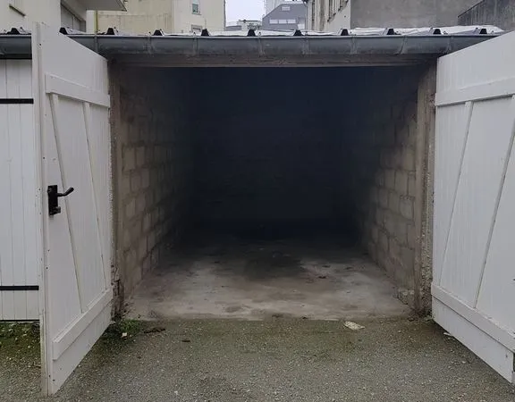 Garage ferme 78 rue yves collet brest