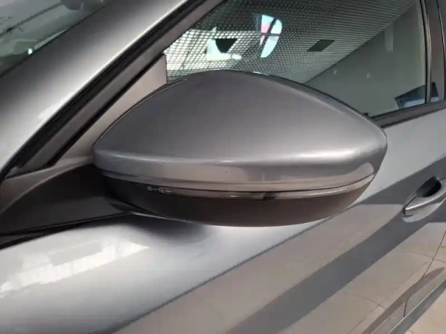 Peugeot 208 puretech 100 s&amp;s bvm6 — photo 26