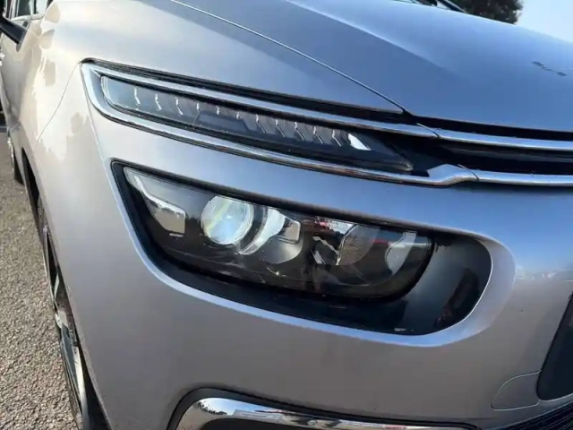 Citroën C4 grand  spacetourer bluehdi 130 s&amp;s eat8 — photo 16
