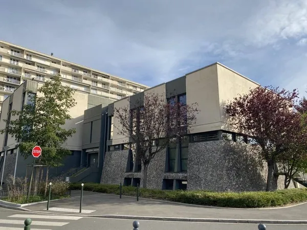 Bureaux 1416 m²