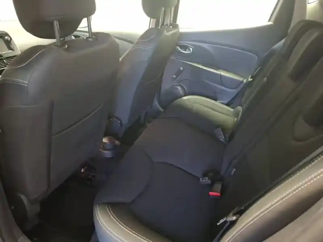 Renault Clio dci 90 e6c — photo 42
