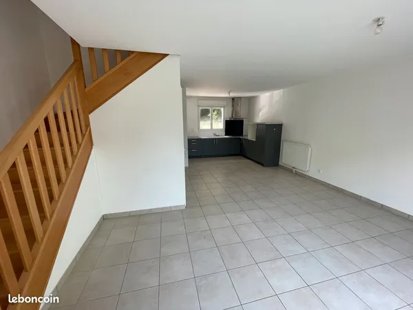 Maison à louer - RARE - 3 chambres - 77m²