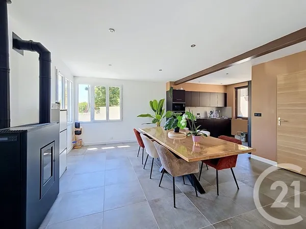Maison 5 pièces 160 m²