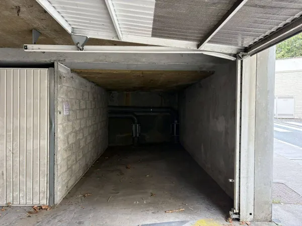 Parking 13 m²