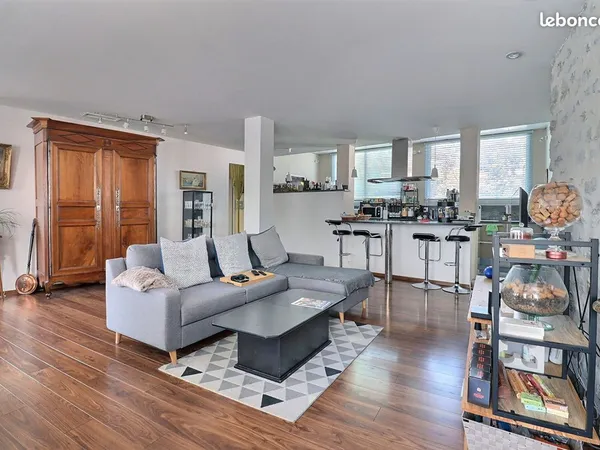Appartement 4 pièces 153 m²