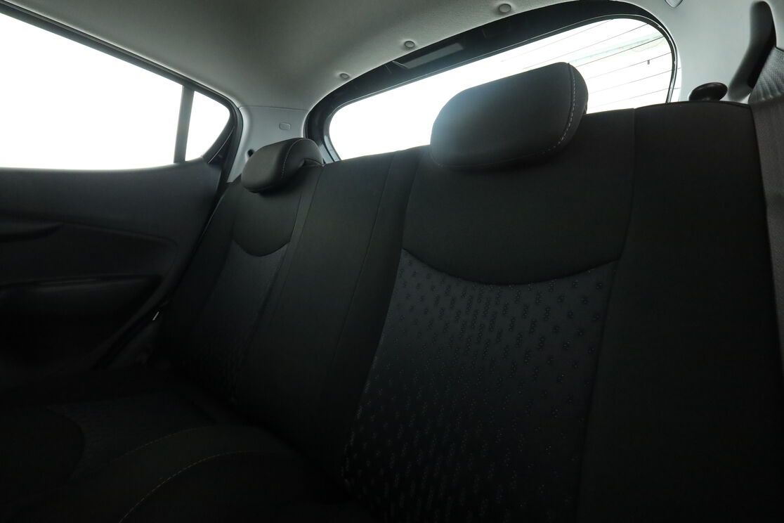 Opel Karl 1.0 Edition — photo 13