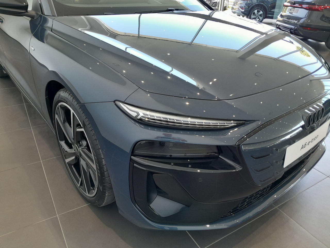 Audi A6 e-tron Avant Performance 367 ch 100 kWh — photo 7