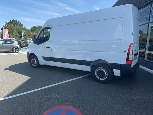Renault Master fgn trac f3500 l2h2 blue dci 135 — photo 3