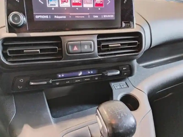 Citroën Berlingo taille m bluehdi 130 s&amp;s bvm6 shine — photo 13