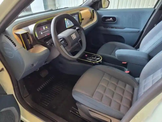 Fiat Panda grande  electrique 113ch la prima — photo 11