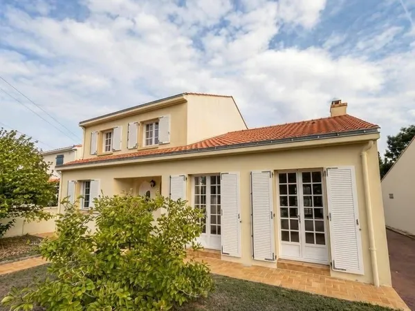 Maison 6 pièces 143 m²