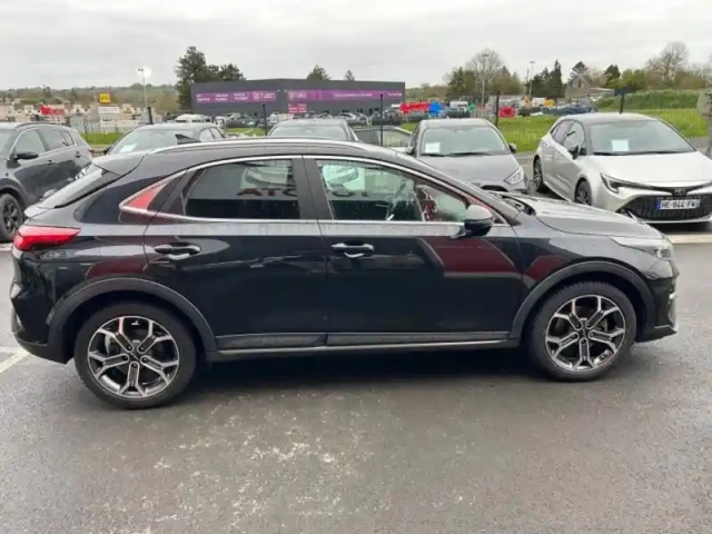 Kia Xceed 1.6 gdi 105ch + plug-in 60.5ch black &amp; white edition dct6 my22 — photo 8