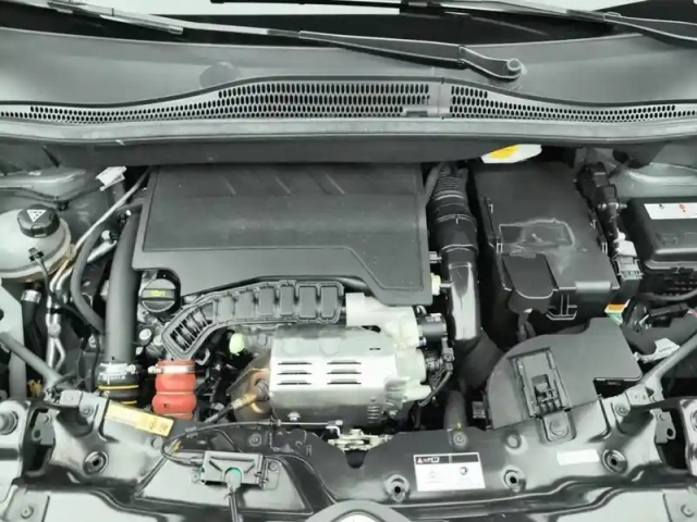 Citroën C3 Aircross puretech 130 s&amp;s eat6 shine — photo 7