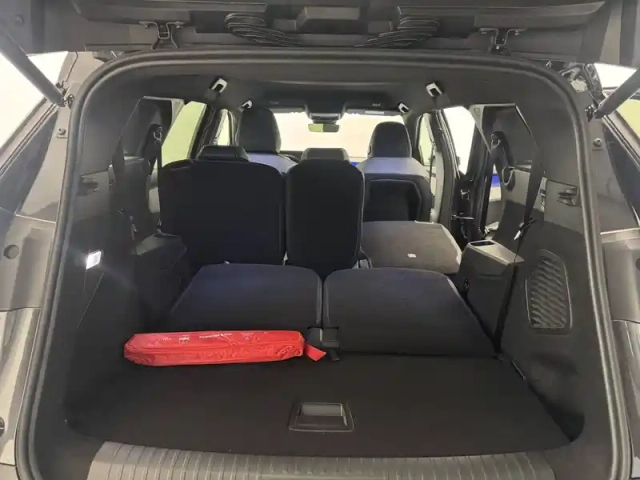 Peugeot 5008 plug-in hybrid 195 e-dcs7 — photo 69