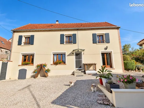 Maison 5 pièces 163 m²