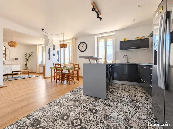 Appartement 4 pièces 79 m²