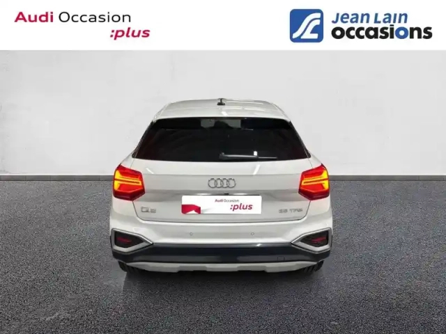 Audi Q2 35 tfsi 150 s tronic 7 — photo 6