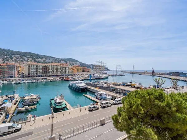 Appartement 3 pièces 149 m²