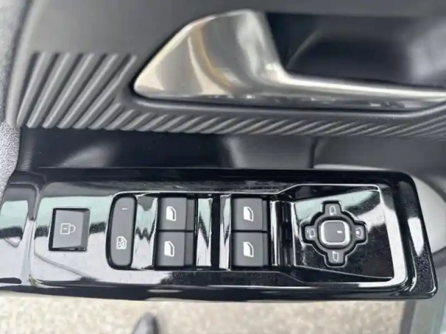 Citroën C5 Aircross 1.6 hybride rechargeable 195ch max boite automatique — photo 13