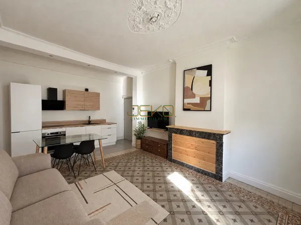 APPARTEMENT T2 - CENTRE-VILLE - NÎMES