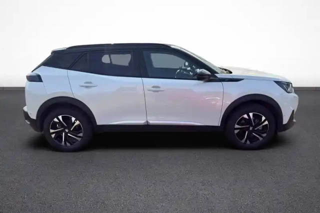 Peugeot 2008 electrique 136 ch — photo 7