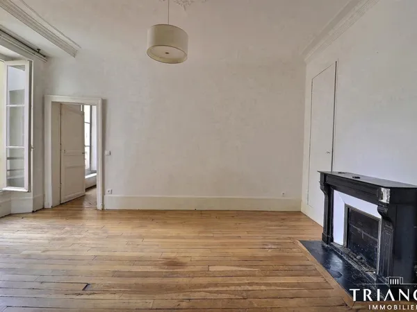 Appartement VERSAILLES Notre Dame 67 m2 570.000€- bel immeuble