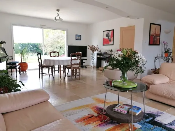SAINT-BENOIT - MAISON T 5