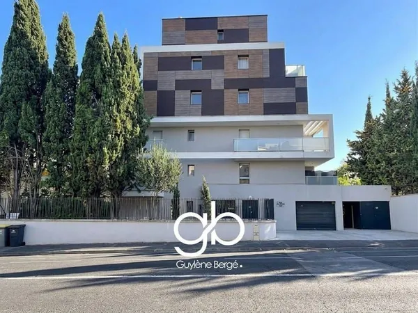 Studio 1 pièce 24 m²
