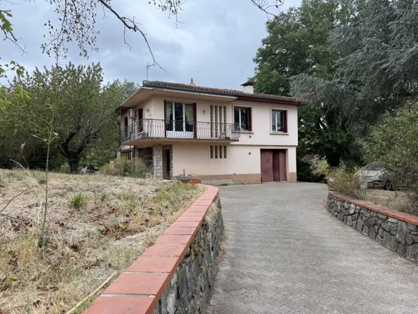 Maison 6 pièces 160 m²