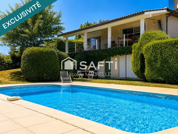 Maison 3 chambres avec piscine et vue dominante