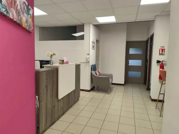 Local 6 pièces 86 m²