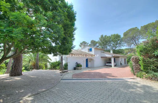 Villa 4 pièces 142 m²