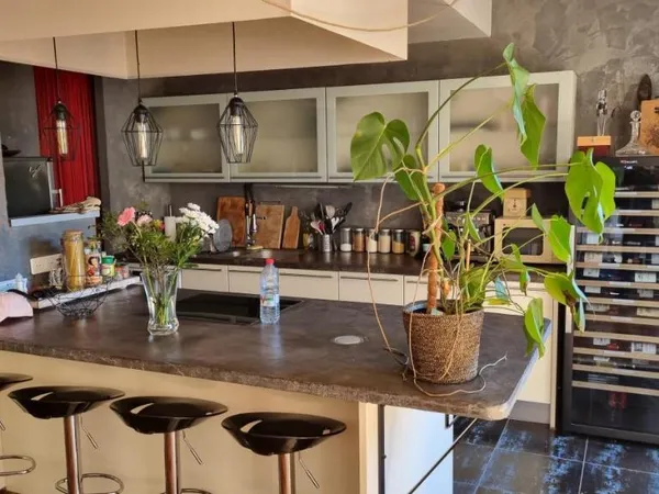 Appartement 4 pièces 137 m²
