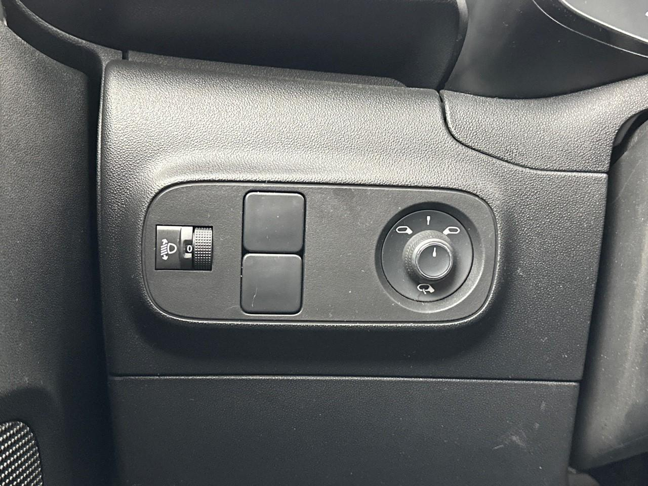 Citroën C3 puretech 110 s&s eat6 shine — photo 16