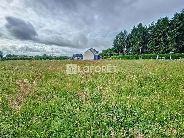 Terrain 765 m²