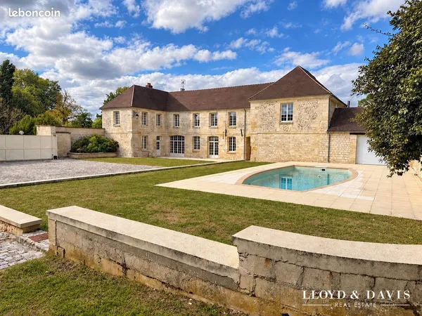 Propriété 10 pièces 400 m²