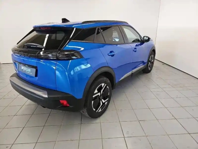 Peugeot 2008 1.2 puretech 100ch s&amp;s allure — photo 5
