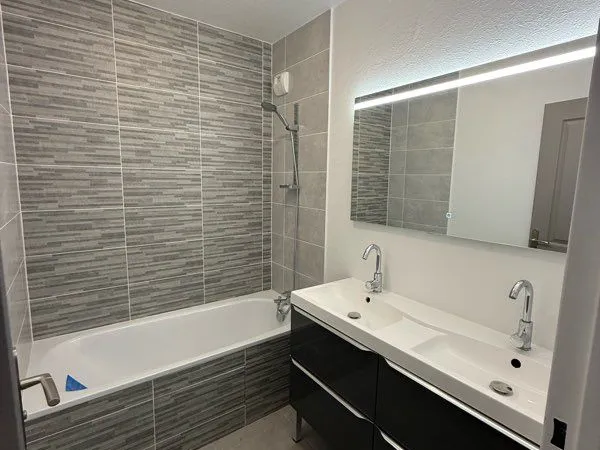 Appartement 4P 3 ch 85 m2 rénove la pierrerie Roissy en brie