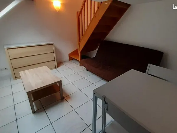 Studio 1 pièce 16 m²