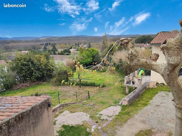 Maison 8 pièces 220 m²
