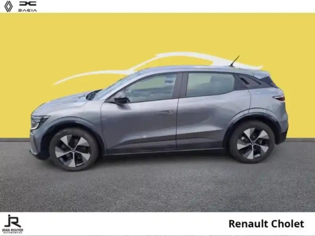 Renault Megane e-tech electric ev40 130ch equilibre standard charge -b — photo 10